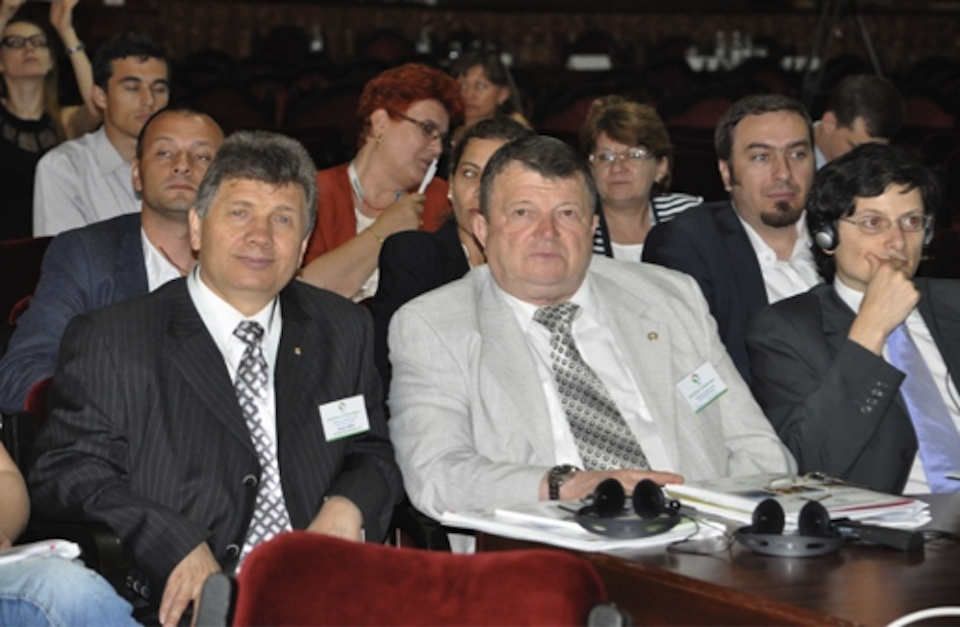 Conferinta-internationala-Mediul-si-schimbarea-climei-de-la-viziune-la-actiune-2015-Rodica-Sperdea